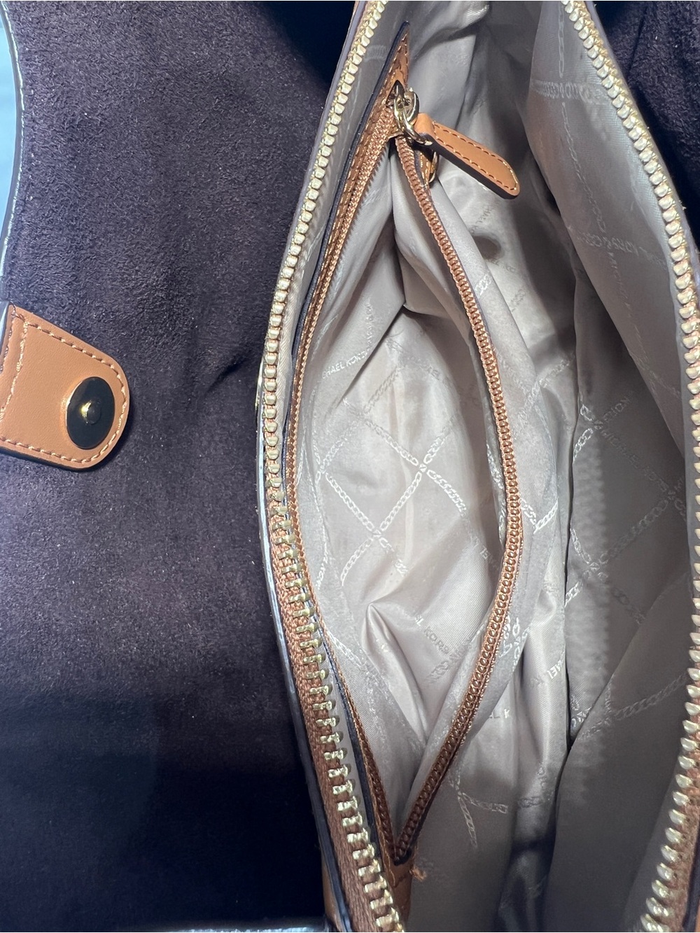 Michael Kors Kelsey Large Logo Shoulder Bag Brown Acorn w/ Coordinating Wallet - Picture 7 of 16